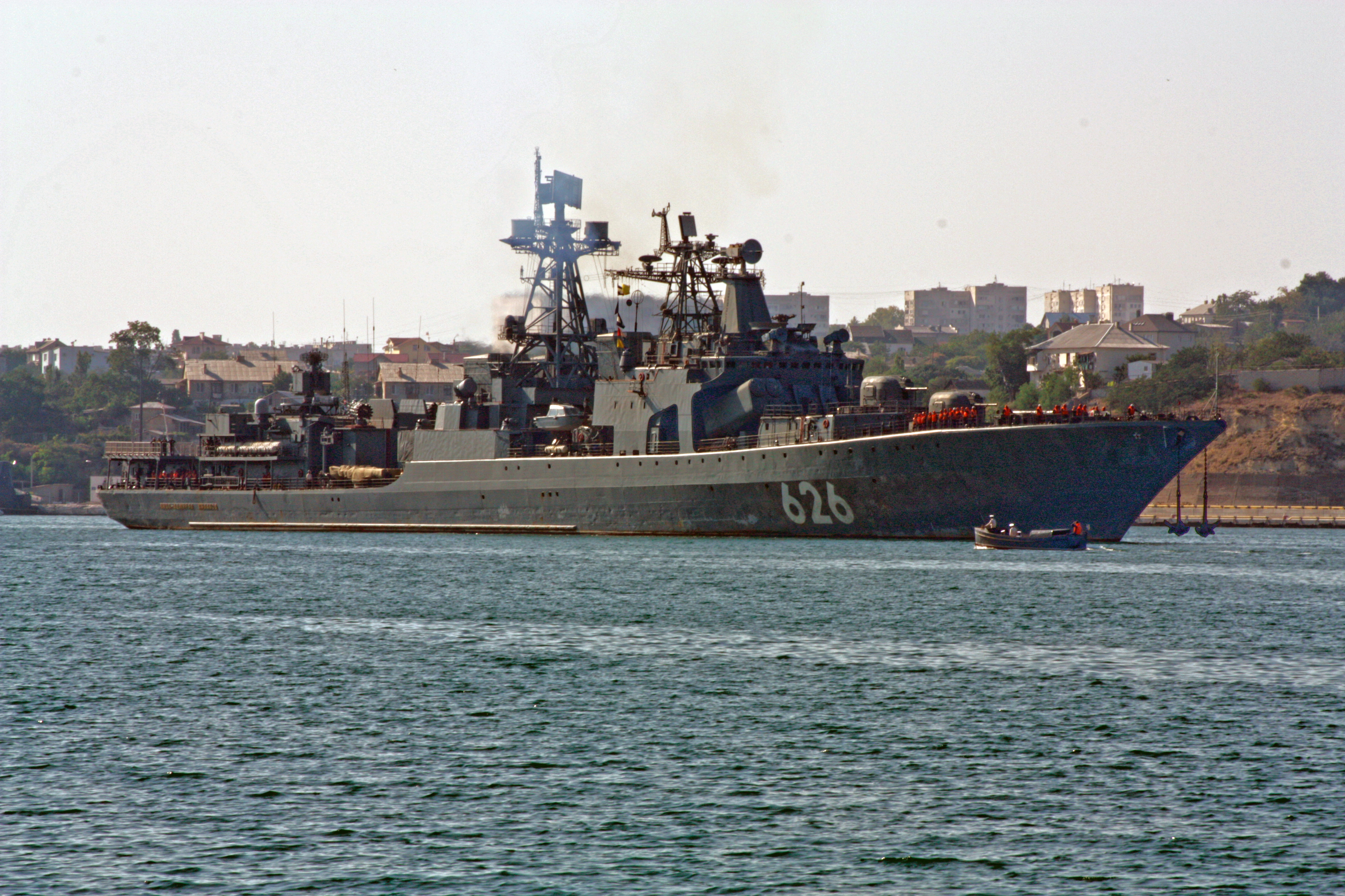 bay of warships sevastopol